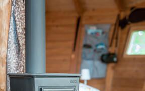 kamna_kaminka_teplo_zima_glamping