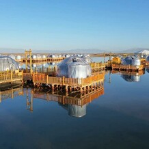 Na vodě s úchvatným výhledem!