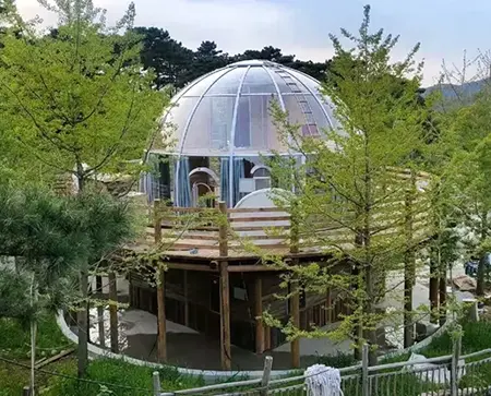 Úplně průhledné STARIGLOO